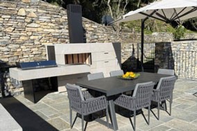 Cucina outdoor Modulnova in pietra Piasentina